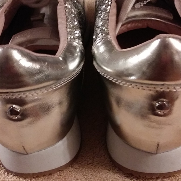 AUTHENTIC NEW KATE SPADE SNEAKERS - Picture 4 of 7